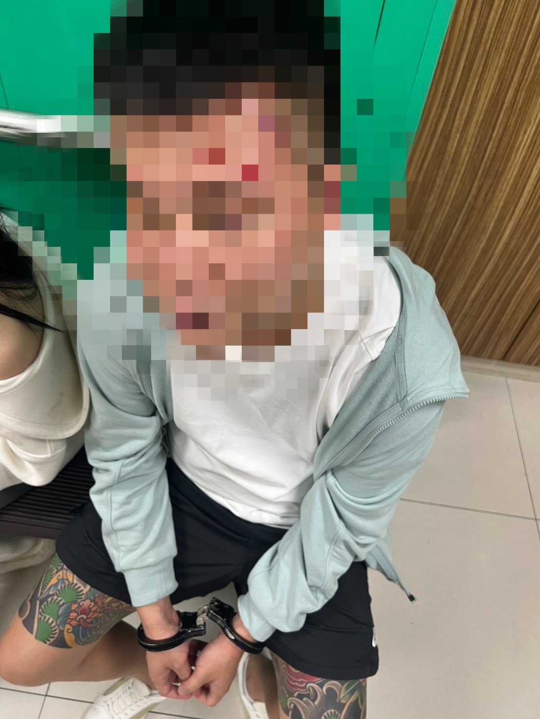 影/載女友開千萬元法拉利酒駕 遇臨檢大迴轉逆向逃逸不成被逮