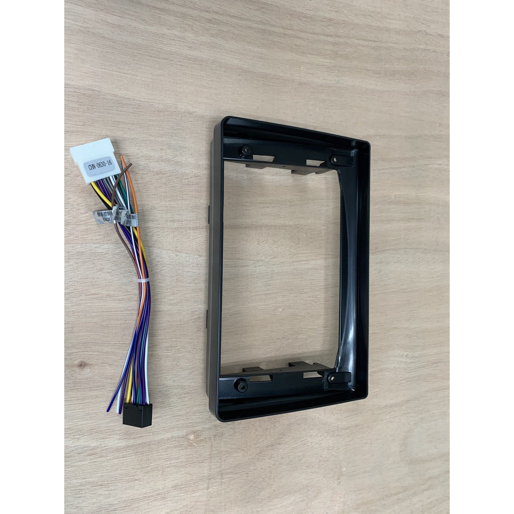 三菱OLD ZINGER 百變 框 9吋 面板 框 安卓機專用框 百變機套框 全新 新款安卓 - 台灣批發網