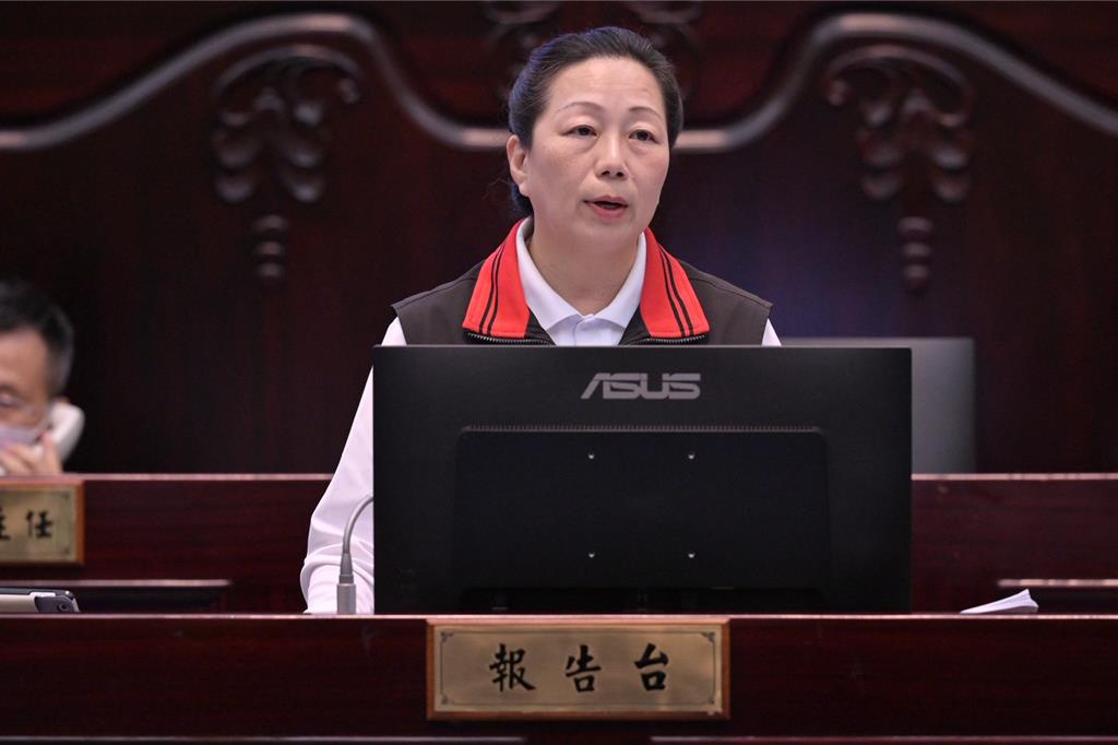 花蓮推65歲以上免健保費 遭質疑未審預算 縣府回應了。