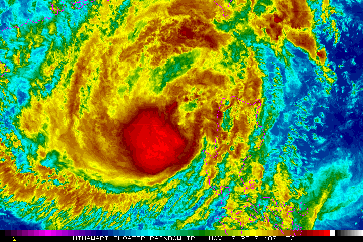 紫爆豪雨最猛時刻！鳳凰變壯了開始轉彎　專家估長到「中颱中限」