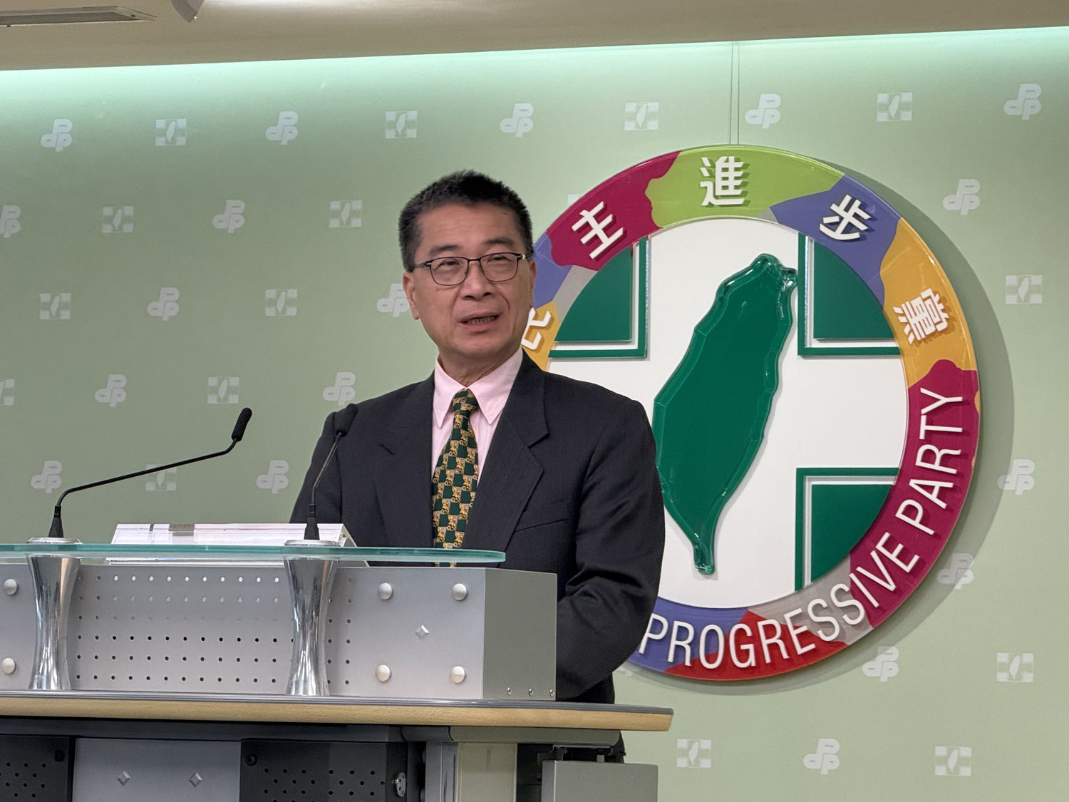 正國會集體發文挺林岱樺 徐國勇：有黨職者 黨內初選須中立